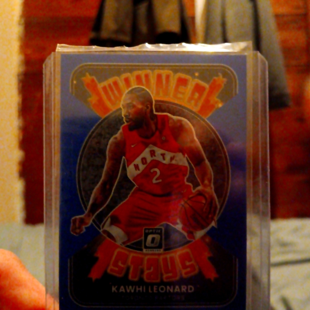 2021 donruss optic blue. /75 Kawhi leonard winner stays